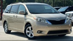 2014 Toyota Sienna LE