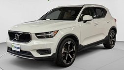 2019 Volvo XC40 T4 Momentum