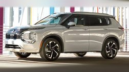 2022 Mitsubishi Outlander ES