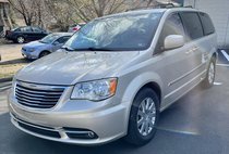 2014 Chrysler Town and Country Touring