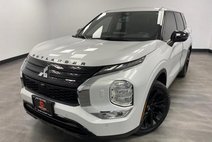 2023 Mitsubishi Outlander Black Edition