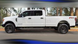 2017 Ford Super Duty F-350 4X4 Crew Cab 6.7L Powerstroke LONG BED 2 Owners
