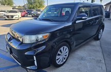 2015 Scion xB 5-Door Wagon 5-Spd MT