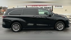 2023 Toyota Sienna XLE 7-Passenger
