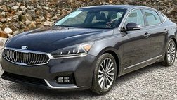 2017 Kia Cadenza Technology