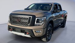 2024 Nissan Titan PRO-4X