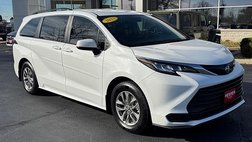 2023 Toyota Sienna LE 8-Passenger