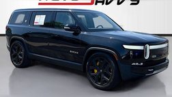 2024 Rivian R1S Adventure