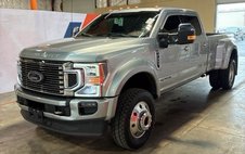 2022 Ford F-450 Super Duty Platinum
