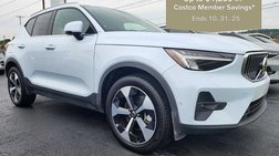 2025 Volvo XC40 B5 Plus Bright Theme
