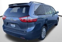 2016 Toyota Sienna LE 7-Passenger