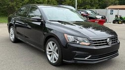 2019 Volkswagen Passat Wolfsburg