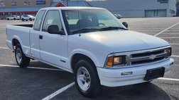 1997 Chevrolet S-10 LS