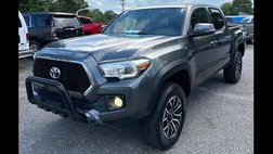 2017 Toyota Tacoma TRD Off Road Double Cab 5' Bed V6 4x2 AT (Natl)