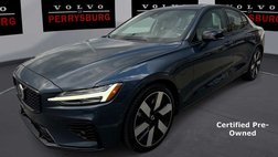 2024 Volvo S60 Recharge T8 Plus Dark Theme