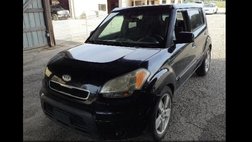 2010 Kia Soul +