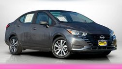 2023 Nissan Versa SV