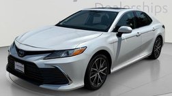 2023 Toyota Camry Hybrid XLE