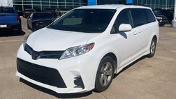 2019 Toyota Sienna LE