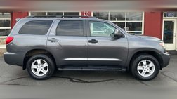 2015 Toyota Sequoia SR5