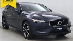 2022 Volvo V60 Cross Country T5