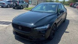 2024 Volvo S60 B5 Plus Black Edition