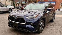 2022 Toyota Highlander Hybrid XLE