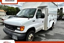 2005 Ford E-350