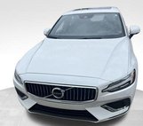 2022 Volvo S60 Recharge T8 Inscription