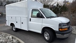 2025 Chevrolet Express 3500