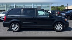 2014 Chrysler Town and Country Touring