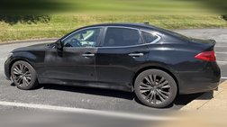 2011 Infiniti M56 x