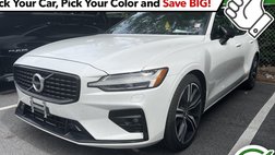 2022 Volvo S60 B5 R-Design
