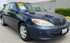 2004 Toyota Camry LE