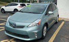 2014 Toyota Prius v Five