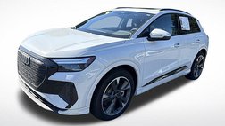 2024 Audi Q4 e-tron quattro Premium Plus 55