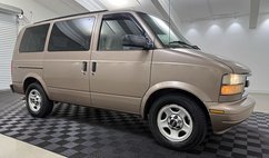 2003 GMC Safari Base