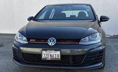 2017 Volkswagen Golf GTI Sport