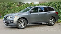 2018 Nissan Pathfinder SV