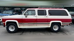 1990 Chevrolet Suburban Shield V2500