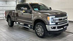 2017 Ford Super Duty F-350 Lariat