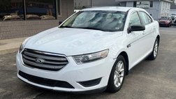 2014 Ford Taurus SE