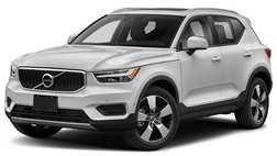 2021 Volvo XC40 T4 Momentum