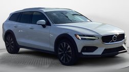 2022 Volvo V60 Cross Country T5