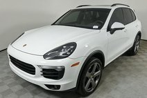 2016 Porsche Cayenne Base