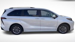 2023 Toyota Sienna XLE