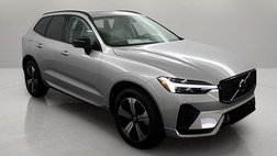 2025 Volvo XC60 T8 Core Dark Theme