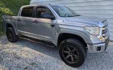 2017 Toyota Tundra SR5