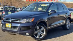 2013 Volkswagen Touareg VR6 Sport