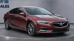 2019 Buick Regal Sportback Essence